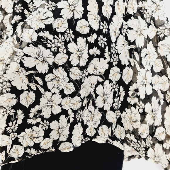a.moon Floral Print Black & White Long Sleeve Blouse Top 1252 - Picture 5 of 9